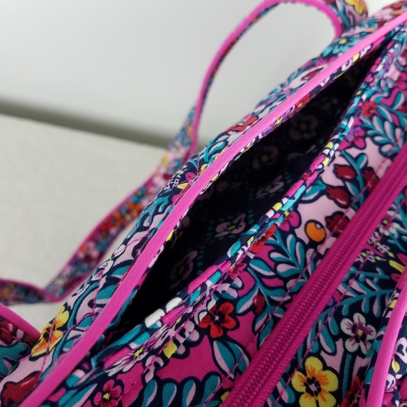 Vera Bradley Iconic Vera Tote Kaleidoscope  NWT - Picture 7 of 8